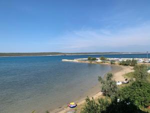Villa M, Apartment 4 Persons - direct by the sea, 1st floor