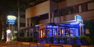 Hotel Blue Roses