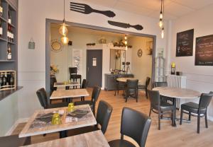 Hotels L'Escale de la Gare : photos des chambres