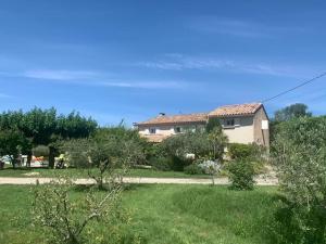 Maisons de vacances Le Mazet Des Joncs en Provence : photos des chambres