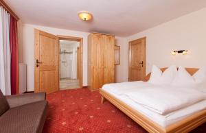 Family Apartment with Mountain View room in Apparthaus Taxegger