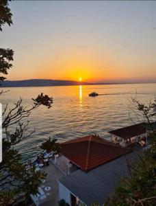 Josipa & Jelena Apartment