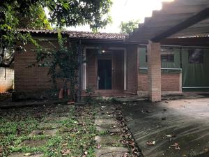 Casinha de Campo bem localizada