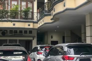 Kemang Place near Lippo Mall Kemang Mitra RedDoorz
