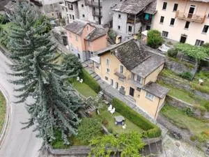 Casa Laura - Brontallo