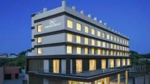 Nataraj Sarovar Portico - Orchha