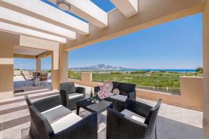 Villa Hill Families Only