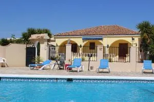 Casa Mari - fabulous semi-detached villa with swimming pool, tennis court and huge gardens - Bédar