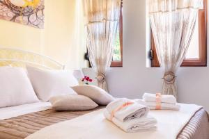 Meandros Apartment with Garden View