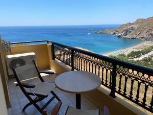 Eolia beachfront studios