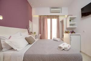 Panormos Hotel and Studios Naxos Greece