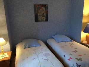 Hotels AUBERGE LA ROMAINE : photos des chambres