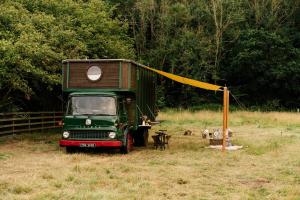 Abbeyfield Horsebox Glamping
