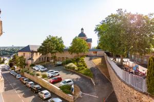 Appartements Cocon, vue Rodez, terrasse, box, musee Soulages : photos des chambres