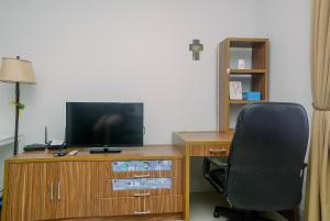 Minimalist and Strategic 1BR at Tamansari Semanggi Apartment By Travelio