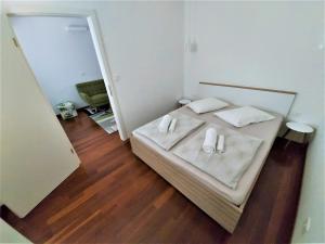 Apartments Aurora near beach