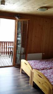 Family Room with Balcony (2 Adults + 2 Children) room in Hotel Restaurant Walliser Sonne