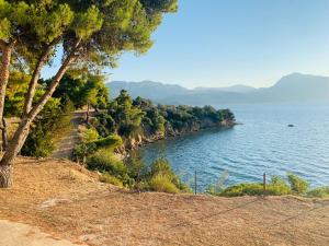 SECRET PARADICE-HIDDEN GETAWAY-PRIVATE BEACH