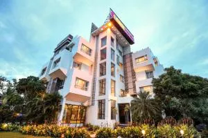 Click Hotel Nashik - Wādhiware