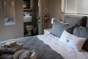 The Vintage Crane Guest House