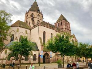 Cosy & quiet flat in historical lively center of Strasbourg