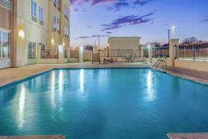 La Quinta by Wyndham Luling
