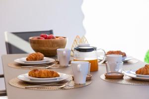 Crucifixo Duplex Apartment with Terrace