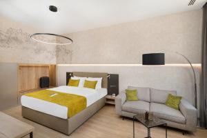 Deluxe Double Room with Street View room in Hotel Vision