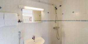 Double or Twin Room room in Hanko Villa Anke