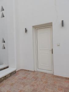 Mykonos Ornos RedOcher Home