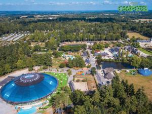 Campings Mobile Homes by KelAir at Camping Domaine des Ormes : photos des chambres