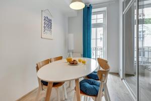 Blue Mandarin Apartments II