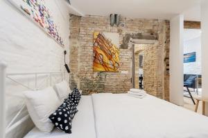 Old Town Pylimo apartment by Urban Rent