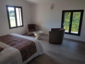 B&B / Chambres d'hotes Mas Des Fugueyrolles : photos des chambres