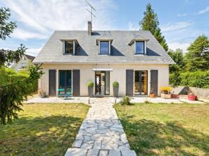 Maisons de vacances Elegant Holiday Home in Touques with Fenced Garden : photos des chambres