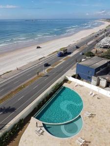 Apartamento 02 quartos completo, BEIRA-MAR com piscina