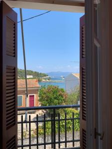 Central - Sea View apartment Paxoi Greece