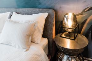 Square 19-Boutique rooms