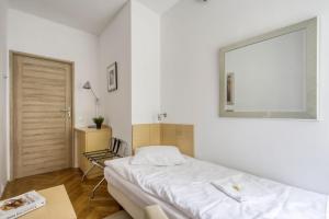 404 Rooms Obrzezna Mokotow