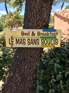 B&B / Chambres d'hotes Domaine Le Mas Sans Soucis : photos des chambres