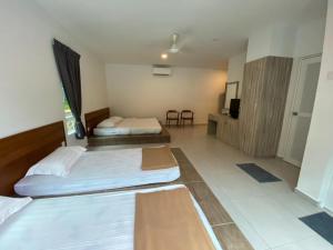Family Room room in PARADISE VALLEY BROGA RESORT