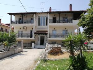 Villa Alexandra Ierissos