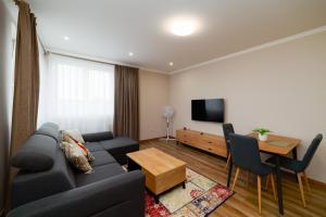 TAKO Apartments parking free