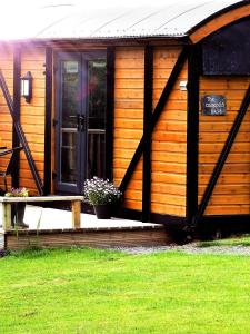 pen-rhos luxury glamping "The Hare Hut"