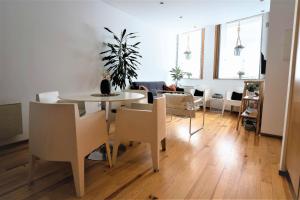 Downtown Porto Relaxed Apartment with Private Yard