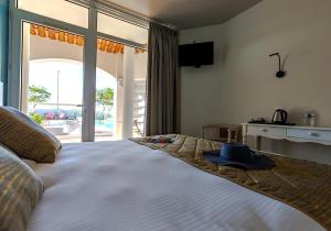 Hotels Hotel Restaurant Le Grand Large - Face a la plage - Ile de Re : photos des chambres