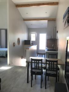 Appartements LE CHAI DE LA CHARENTAISE : photos des chambres