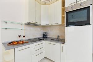 Kotor Sunset Apartments