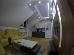 Apartment with Mountain View room in Apartman Panic 24