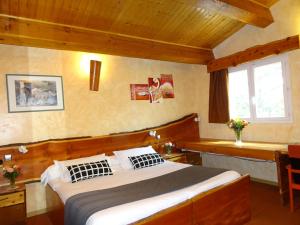 Maisons de vacances Location Villa et Studios Roquebrune-sur-Argens : photos des chambres